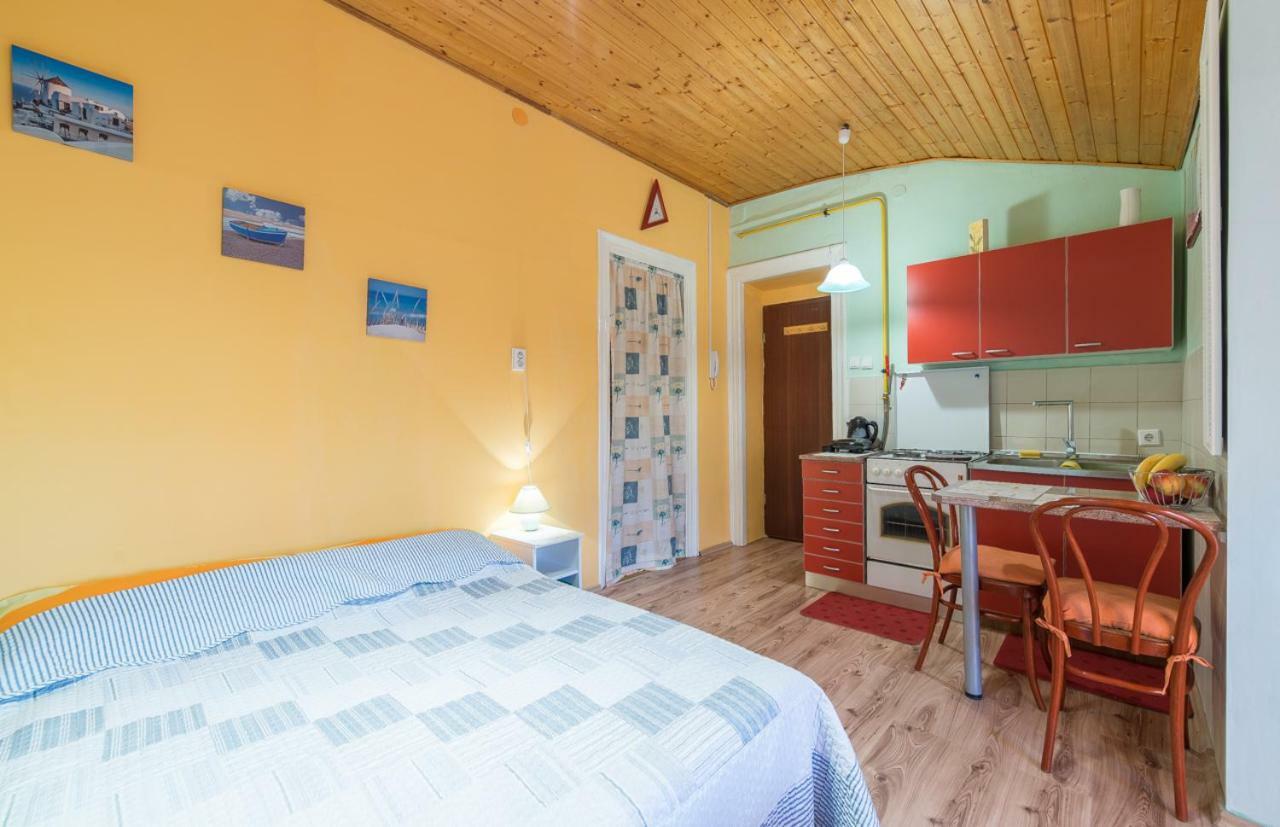 Apartment In Center Pula Luaran gambar